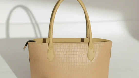 Elegant Croc Texture Tote Handbag for Women