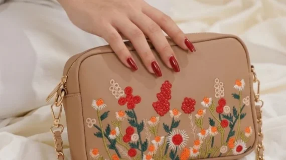 Floral Embroidered Chain Shoulder Bag for Women